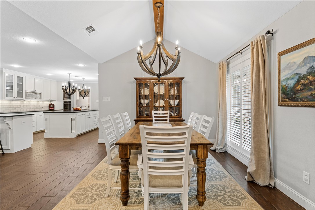 367 Broughton Drive, Woodway, Texas image 9