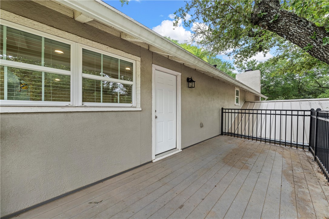 367 Broughton Drive, Woodway, Texas image 35