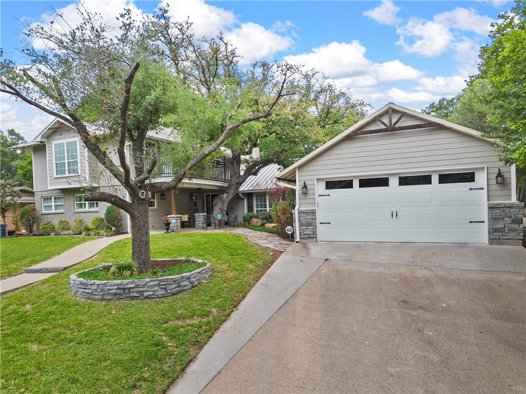 367 Broughton Drive, Woodway, Texas image 2