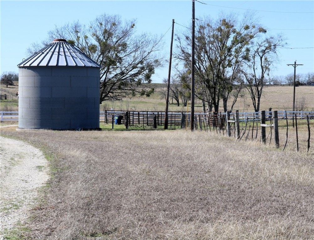 144 Cr 151, Riesel, Texas image 48