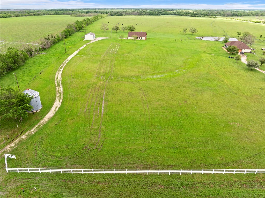 144 Cr 151, Riesel, Texas image 9