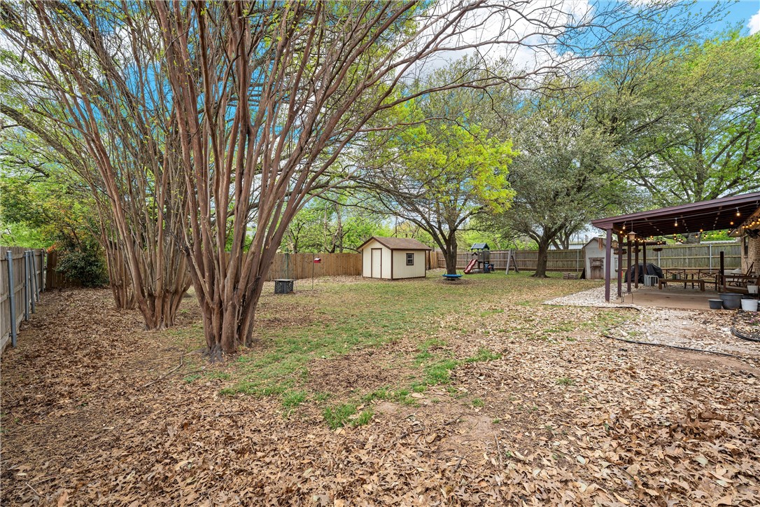 329 Cedarwood Lane, Hewitt, Texas image 31