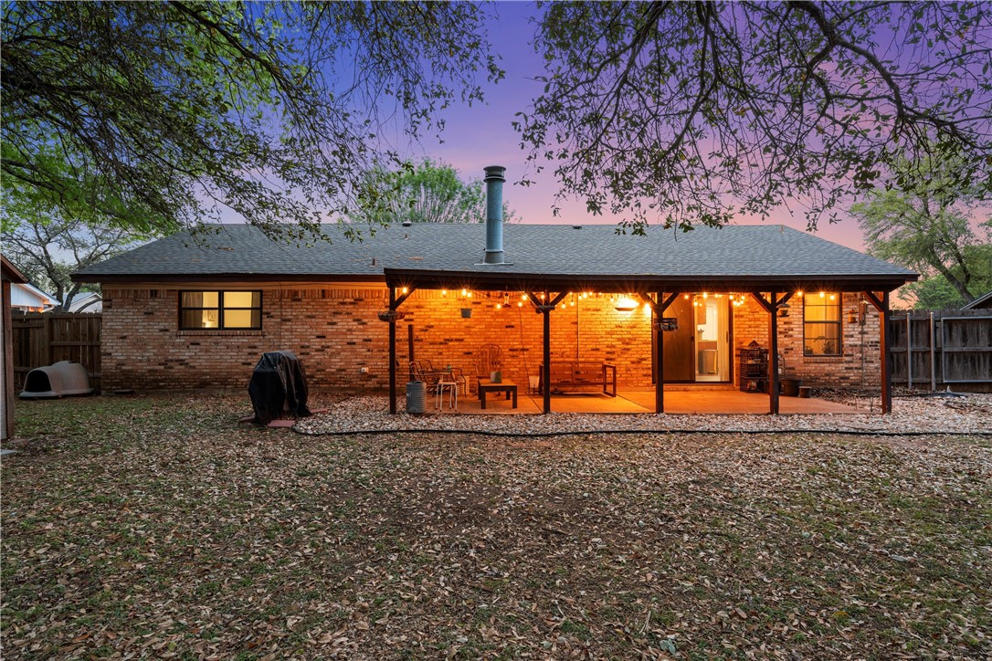 329 Cedarwood Lane, Hewitt, Texas image 32