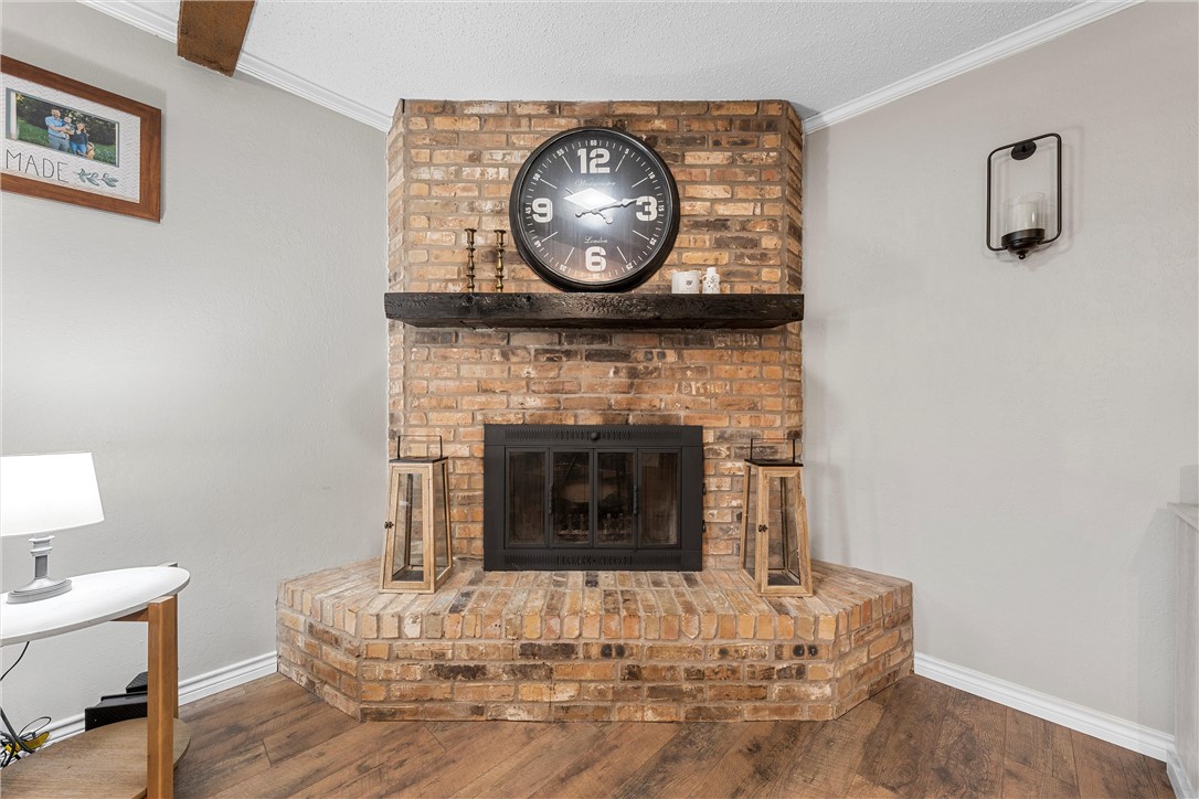 329 Cedarwood Lane, Hewitt, Texas image 12