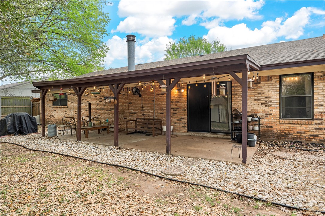 329 Cedarwood Lane, Hewitt, Texas image 25