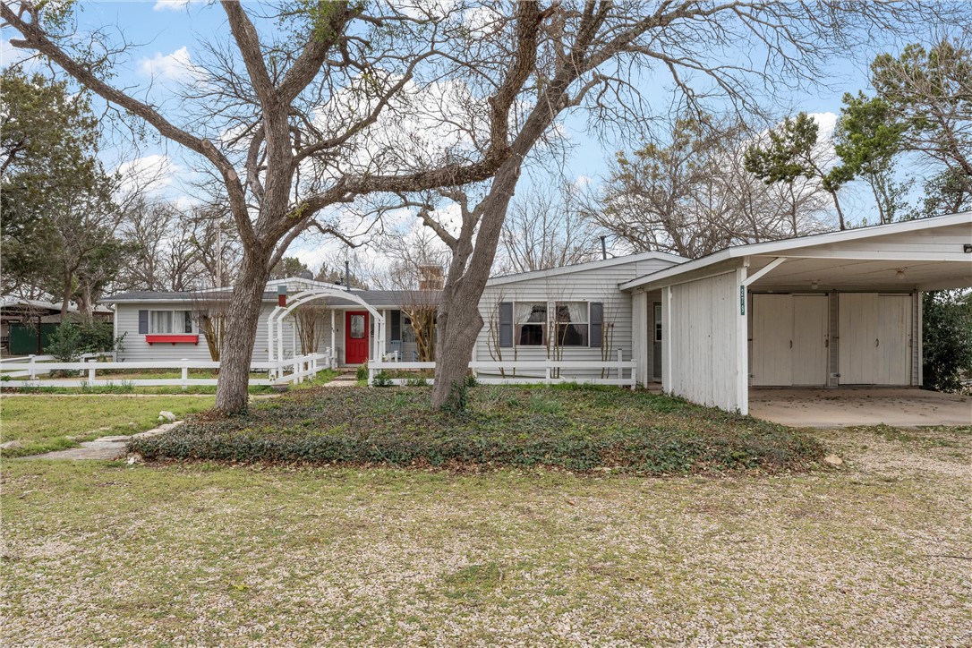 279 Cr 1710, Clifton, Texas image 2