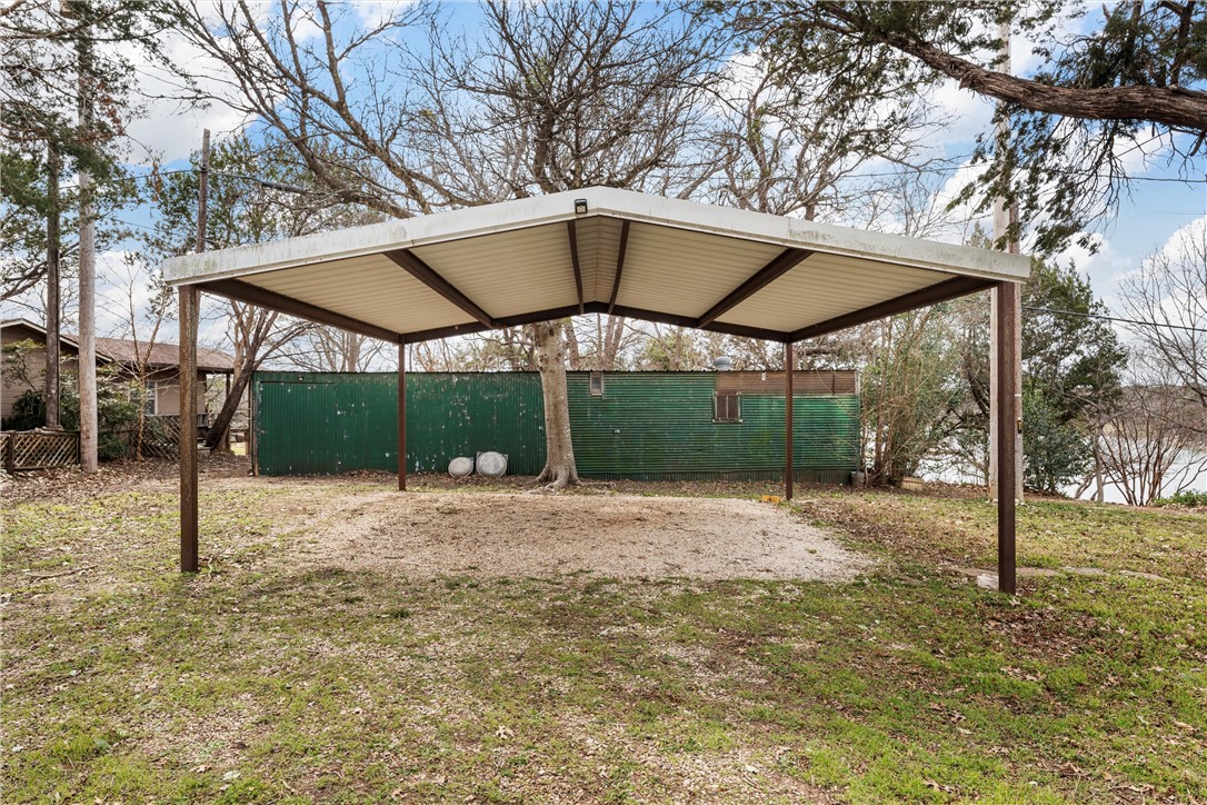 279 Cr 1710, Clifton, Texas image 36