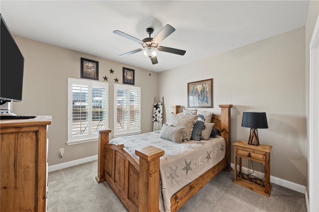 819 Gallant Fox Road, Hewitt, Texas image 18