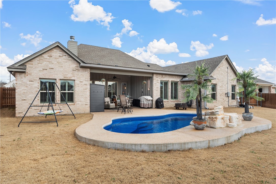819 Gallant Fox Road, Hewitt, Texas image 24