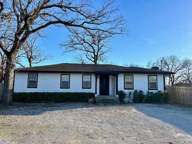 206 E Tyler Street, Mexia, Texas image 1