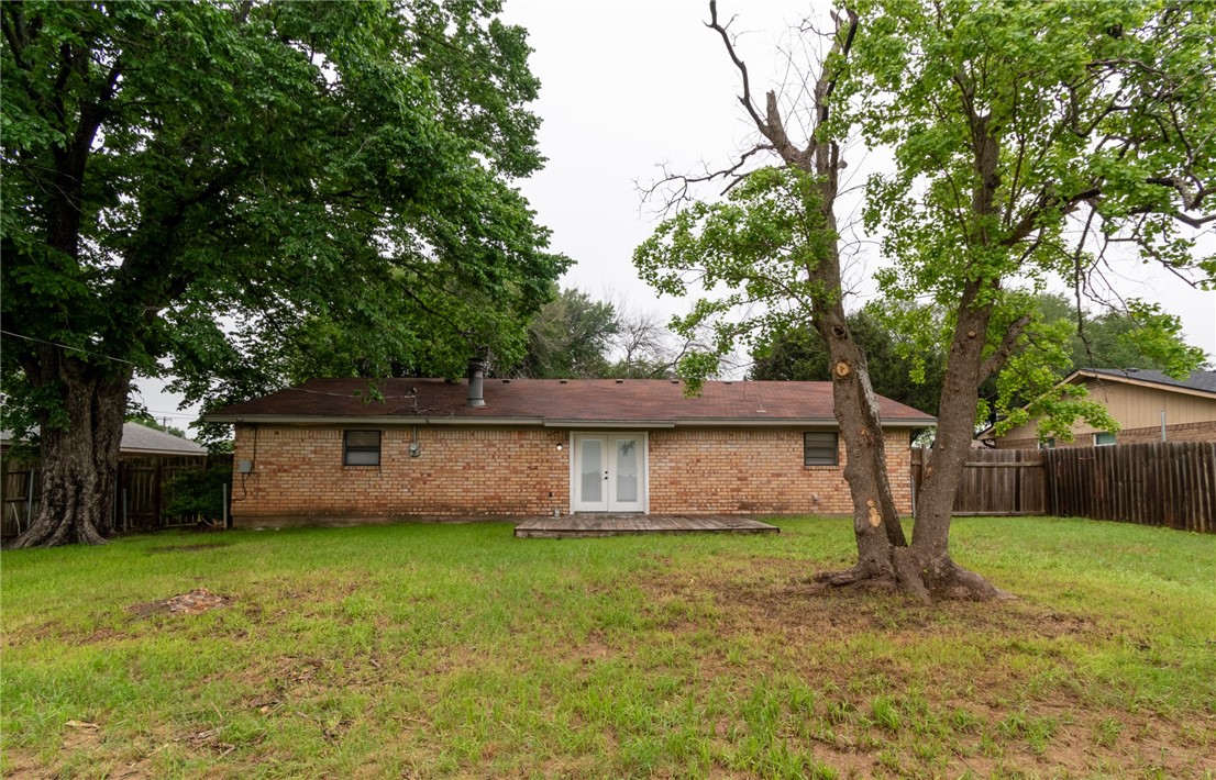 808 Rolling Hills Drive, Hewitt, Texas image 17