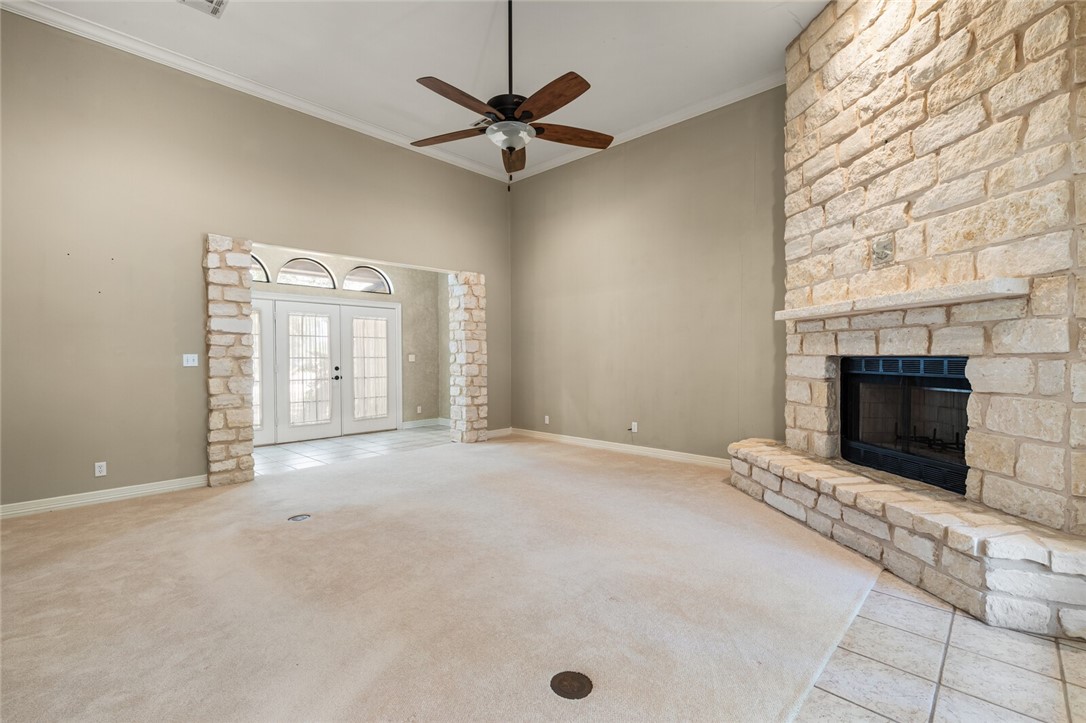 1095 Autumn Oaks Circle, China Spring, Texas image 21