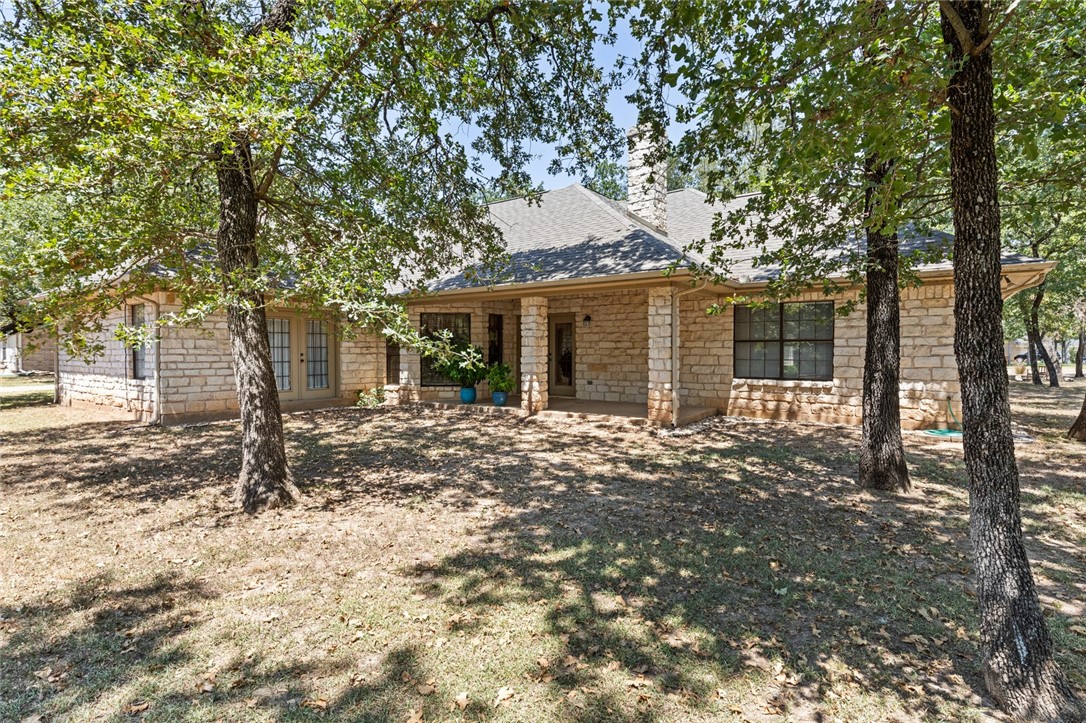 1095 Autumn Oaks Circle, China Spring, Texas image 47