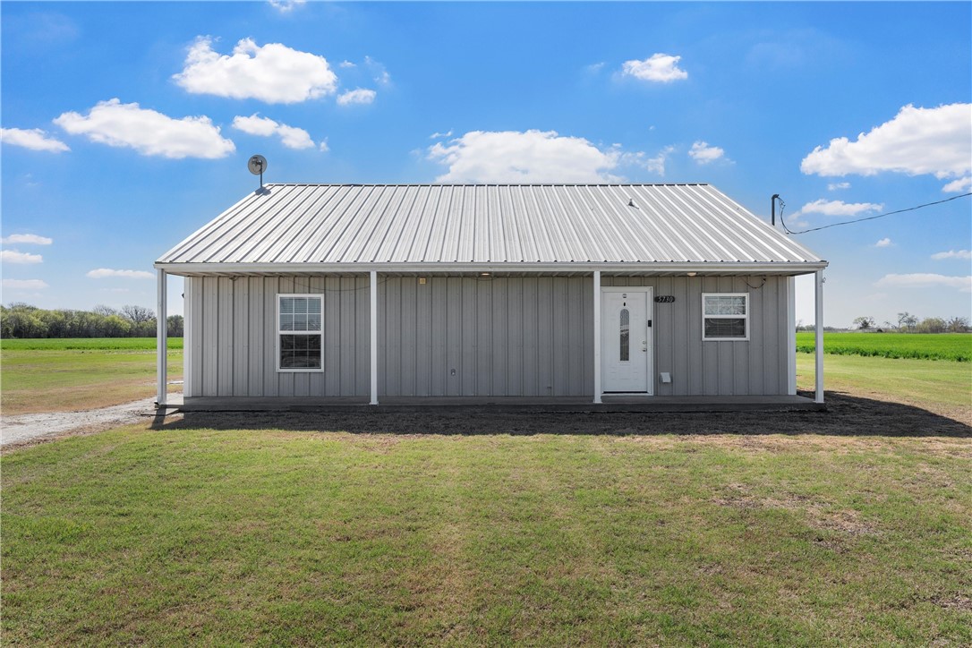 5730 Leroy Parkway, West, Texas image 1