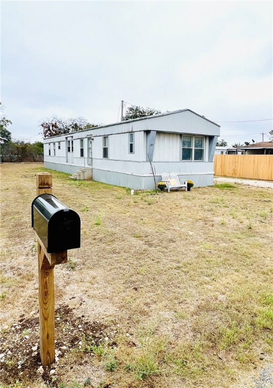 165 N Avenue L, Crawford, Texas image 6