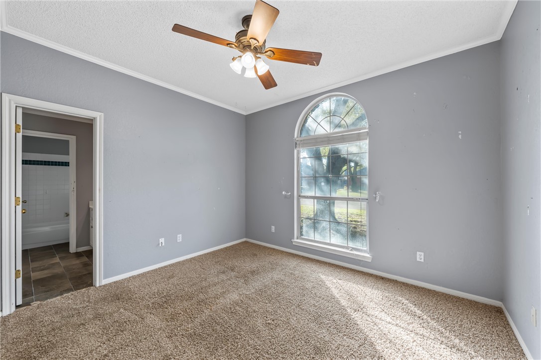9304 Oak Hill Drive, Woodway, Texas image 27