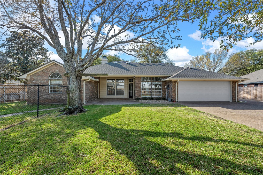 9304 Oak Hill Drive, Woodway, Texas image 5