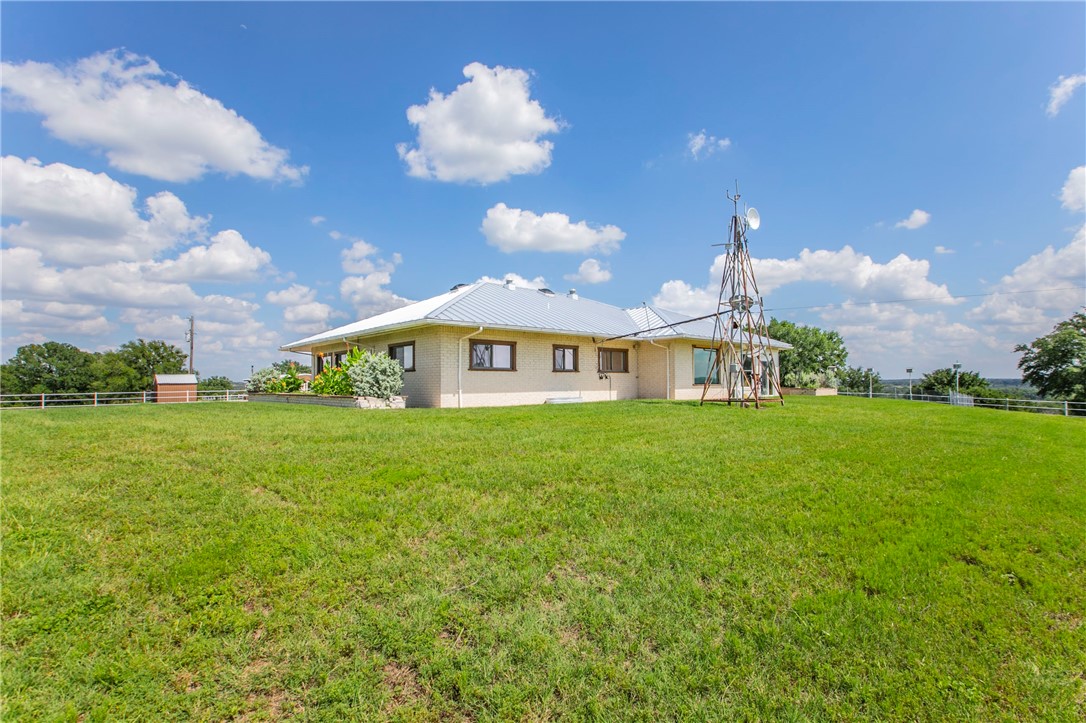 5805 Cr 301, Jonesboro, Texas image 24