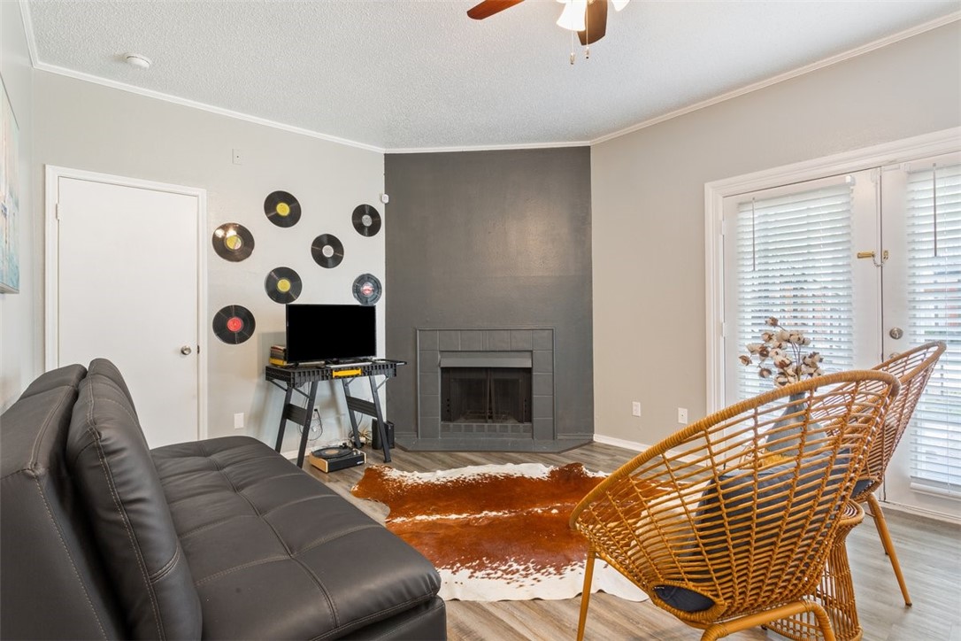 600 Bagby Avenue #8A, Waco, Texas image 8
