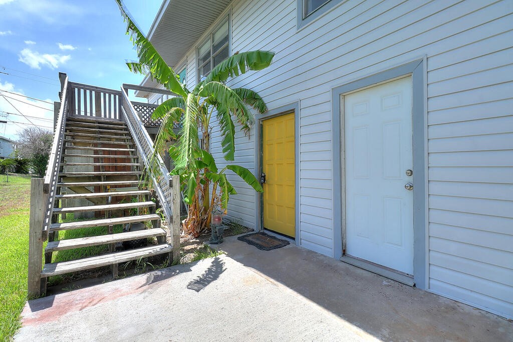 810 S Sandpiper Street, Ingleside, Texas image 5