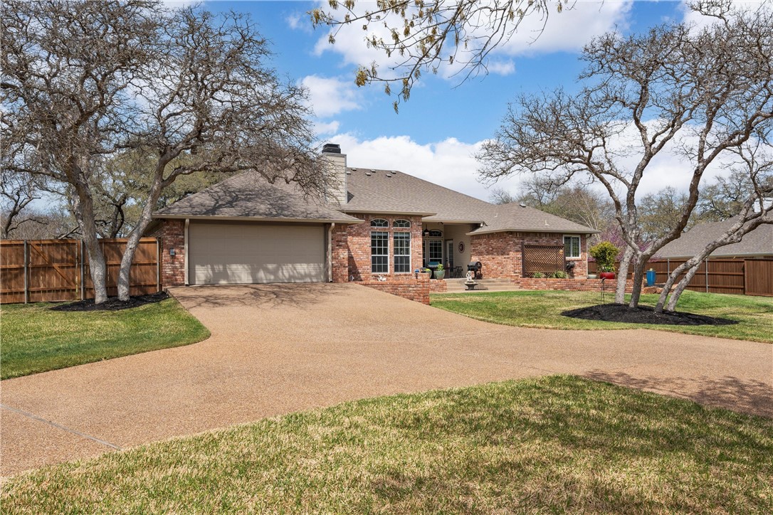 100 Twisted Oak Lane, Crawford, Texas image 34