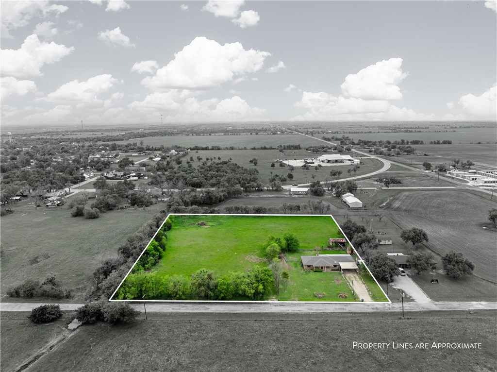 900 E Avenue A Avenue, Rosebud, Texas image 2