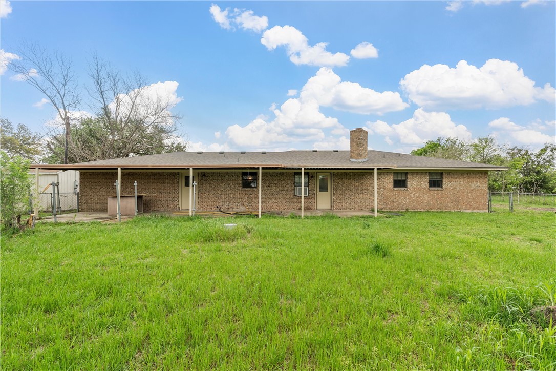 900 E Avenue A Avenue, Rosebud, Texas image 11