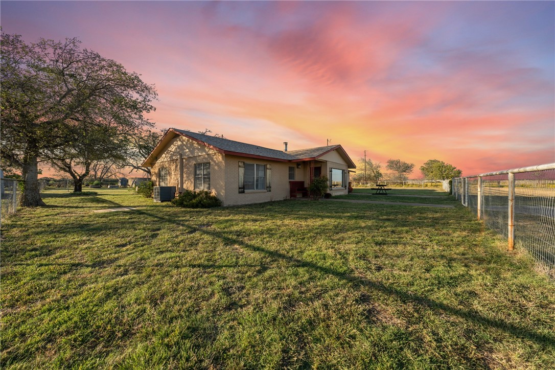 7230 Fm 1702, Gustine, Texas image 8