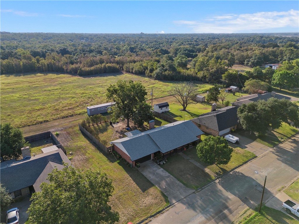 1410 Lorene Lane, Marlin, Texas image 27