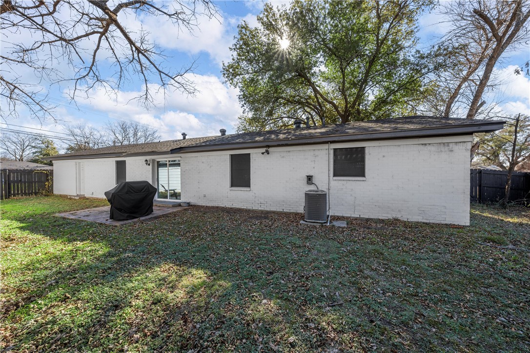 3701 Chesser Drive, Waco, Texas image 18