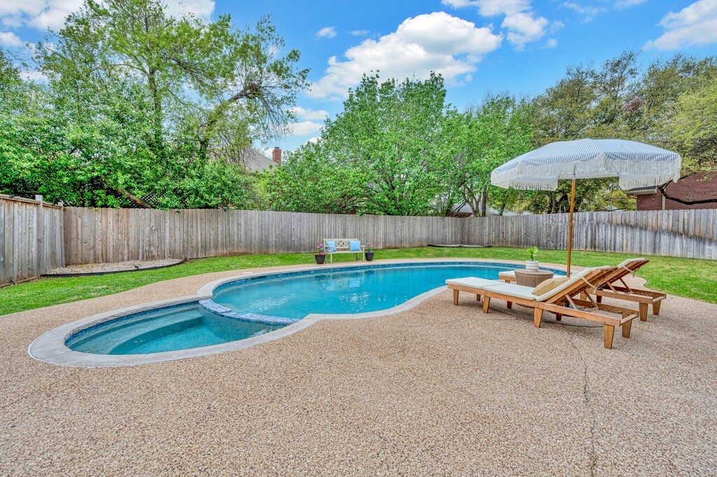 14035 Horseshoe Circle, Woodway, Texas image 38