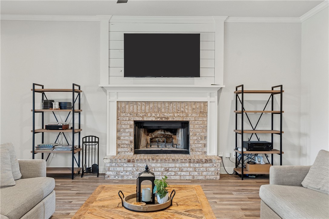 904 Edinburgh Drive, McGregor, Texas image 10