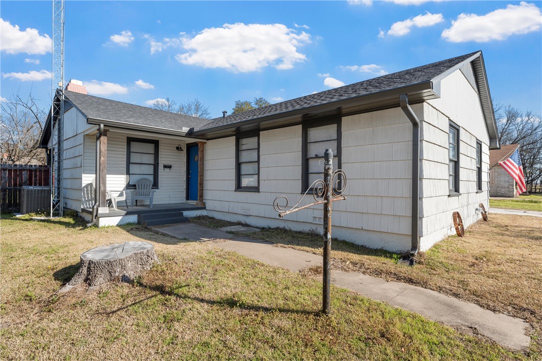 1515 E Texas Avenue, Mart, Texas image 1