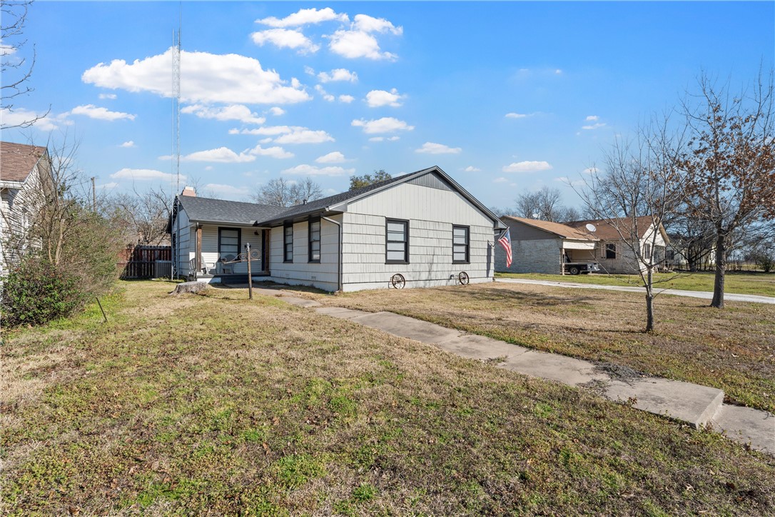 1515 E Texas Avenue, Mart, Texas image 2