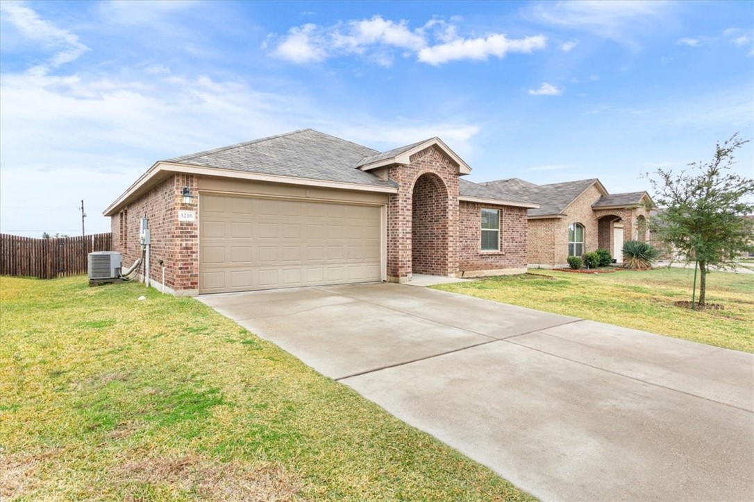 3216 Skinner Drive, Lorena, Texas image 2