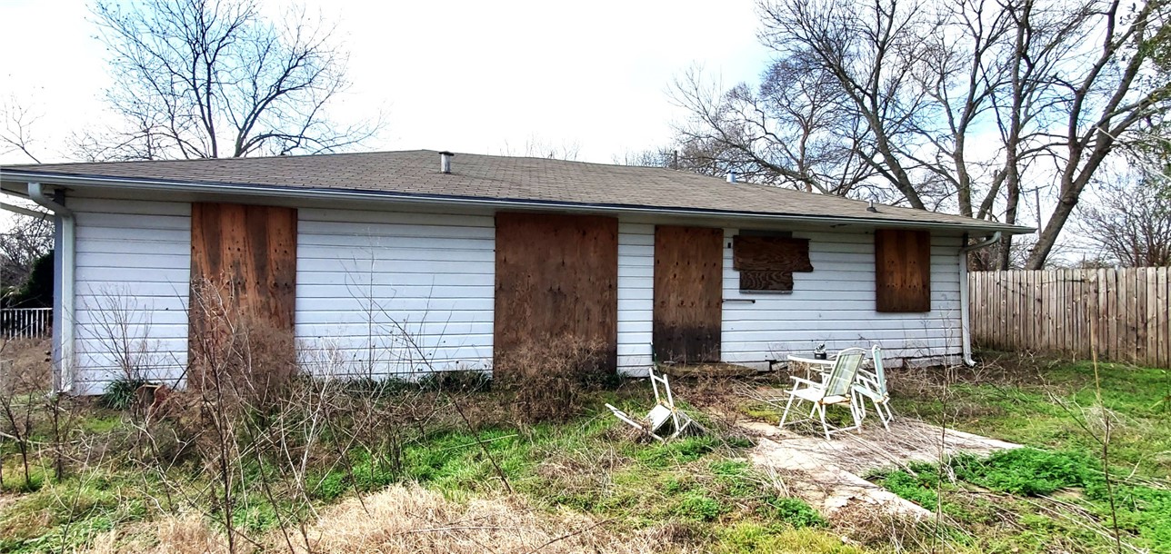 112 College Avenue, Oglesby, Texas image 10