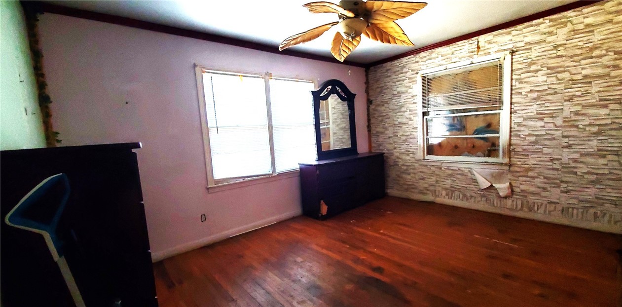 112 College Avenue, Oglesby, Texas image 36