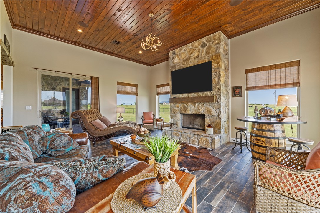 1901 Rosenthal Parkway, Lorena, Texas image 37