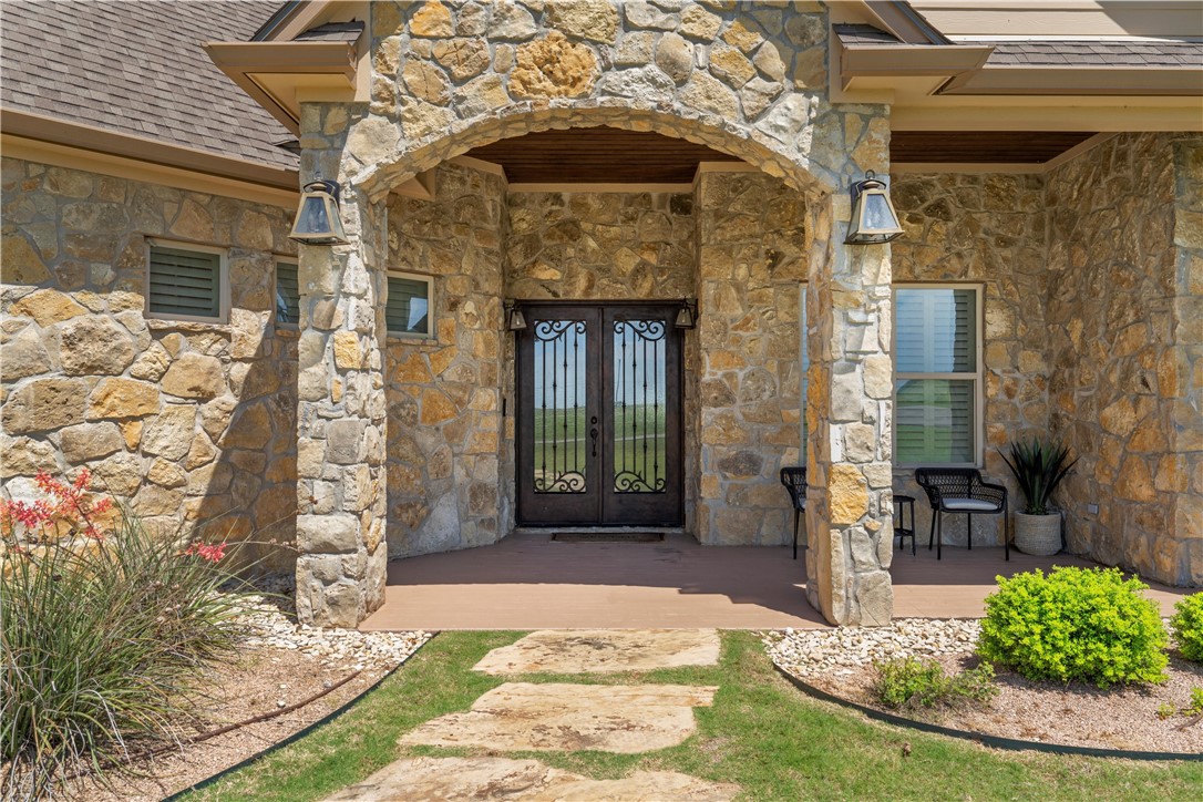 1901 Rosenthal Parkway, Lorena, Texas image 2