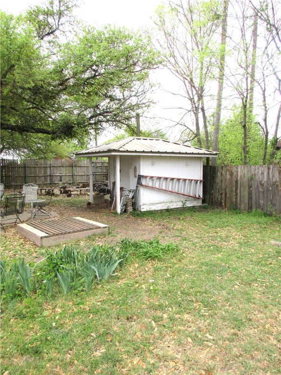 1409 Lorene Lane, Marlin, Texas image 34