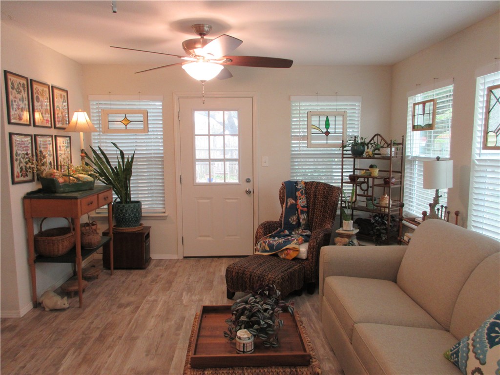 1409 Lorene Lane, Marlin, Texas image 18