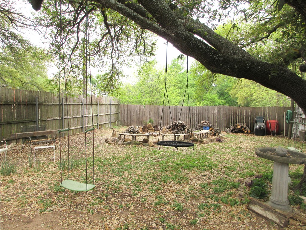 1409 Lorene Lane, Marlin, Texas image 36