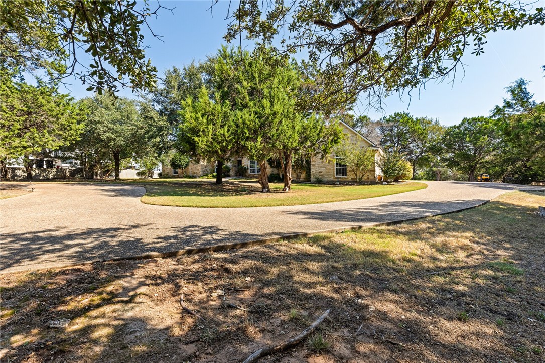 2385 Austin Hines Drive, China Spring, Texas image 6