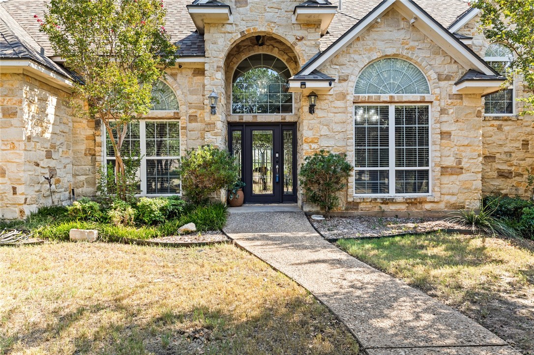 2385 Austin Hines Drive, China Spring, Texas image 2