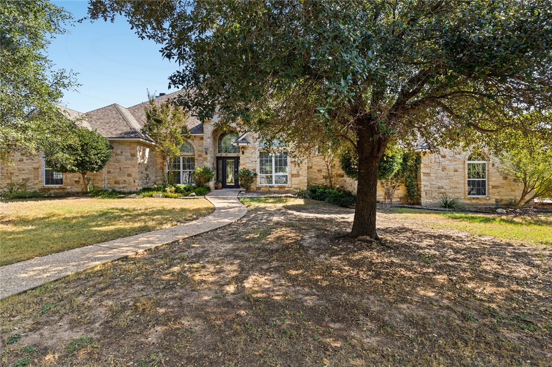 2385 Austin Hines Drive, China Spring, Texas image 8