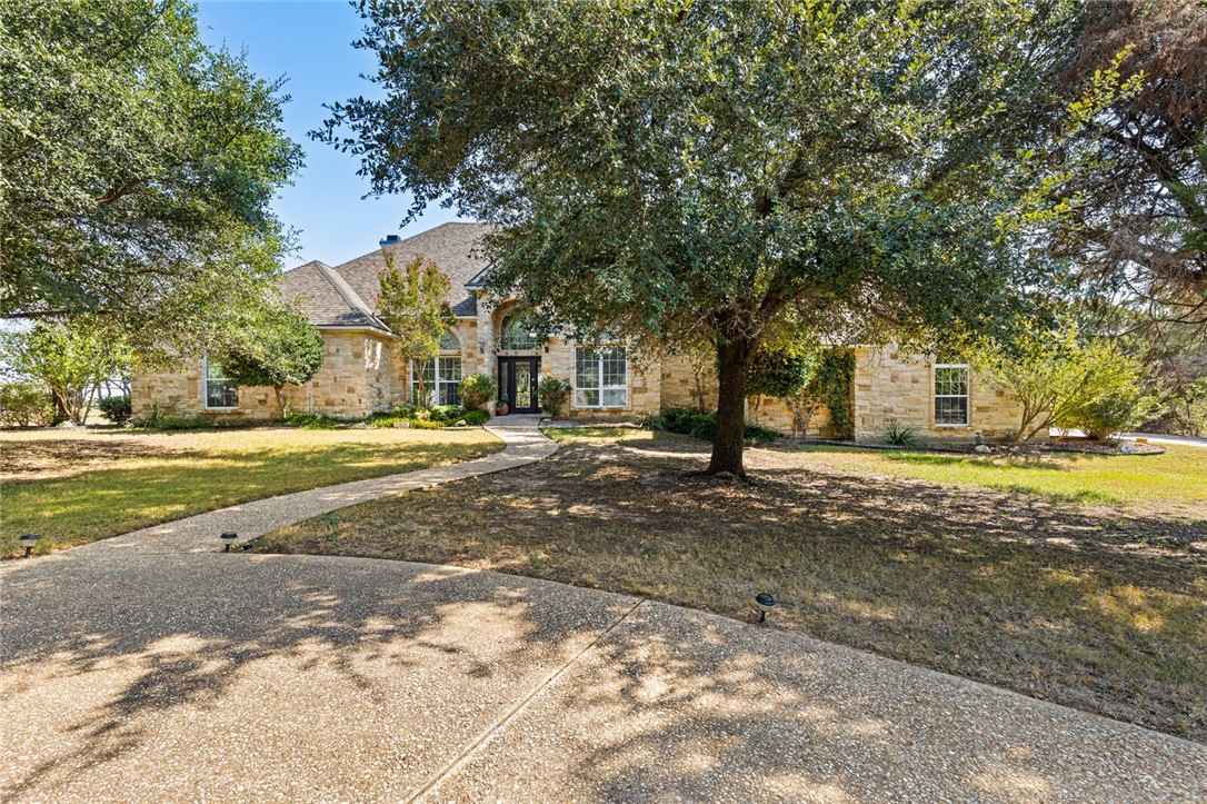 2385 Austin Hines Drive, China Spring, Texas image 7