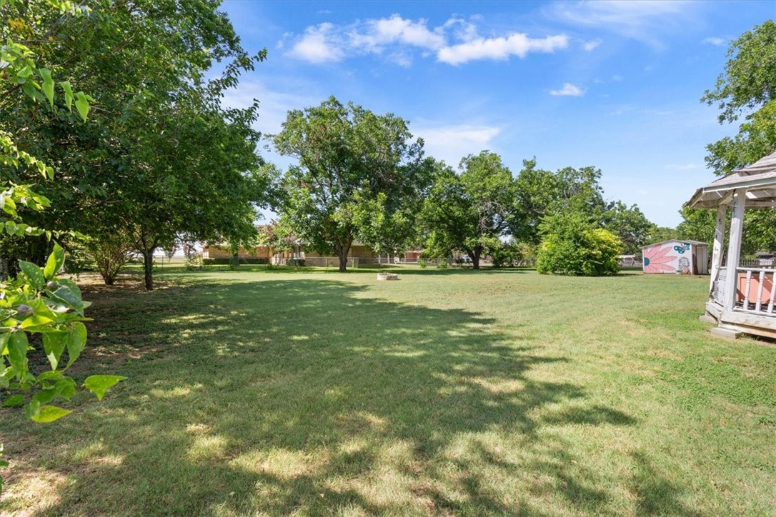 700 N Lone Star Parkway, McGregor, Texas image 28