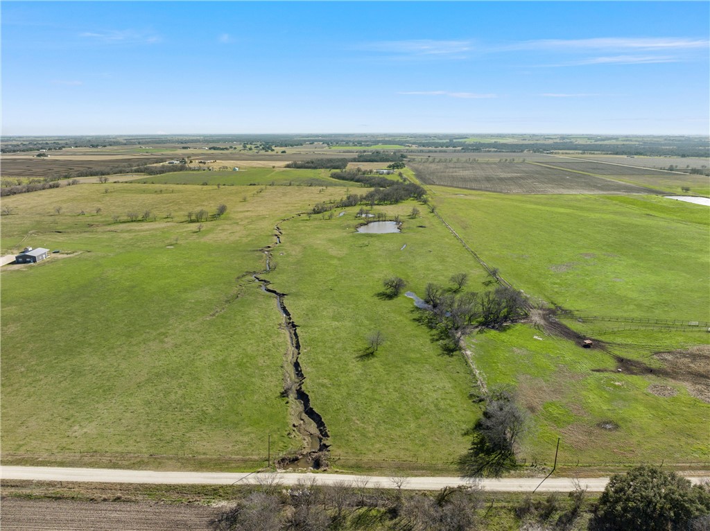 184 Cr 487 Road, Lott, Texas image 9