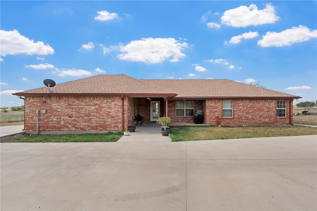 600 Markum Ranch Road, Valley Mills, Texas image 1