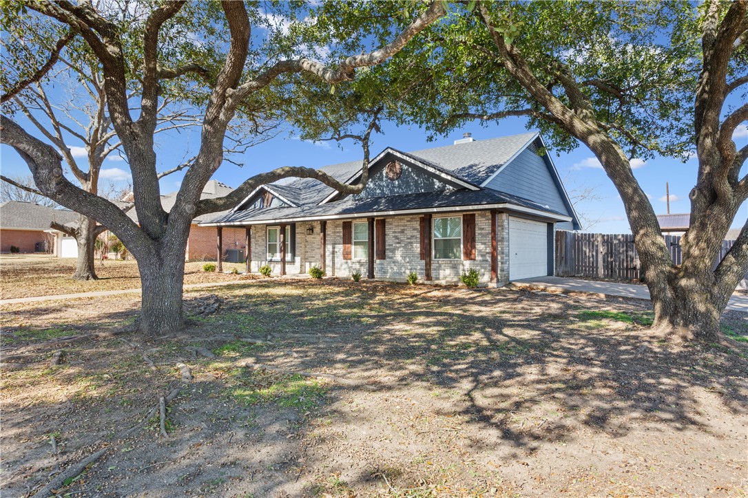 11 Wisteria Street, Waco, Texas image 3